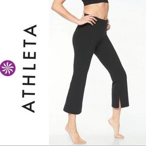 Athleta black yoga cropped leggings NWOT
